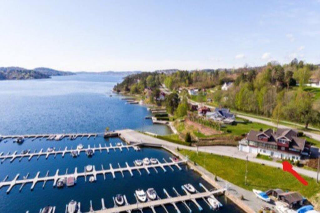 Leilighet Ved Sjoen Med Strand Apartment Porsgrunn Exterior photo