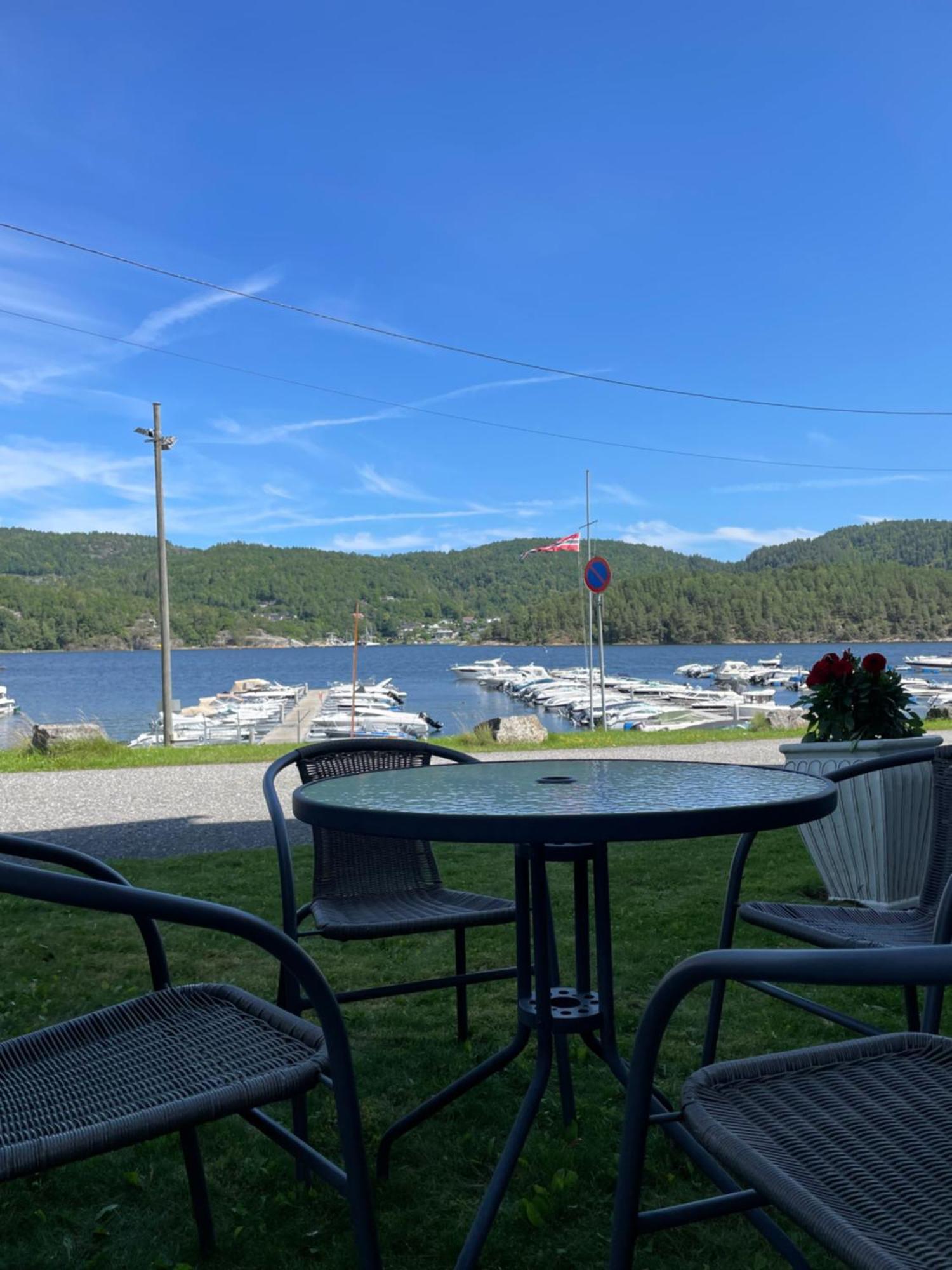 Leilighet Ved Sjoen Med Strand Apartment Porsgrunn Exterior photo